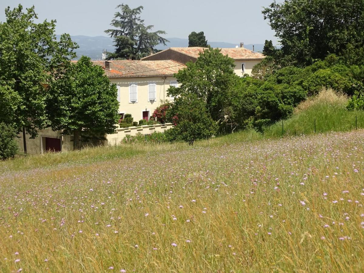 ホテル Domaine De La Petite Tour Montréal エクステリア 写真